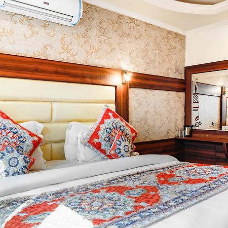 Pahalgam Retreat Hotel Ngoại thất bức ảnh