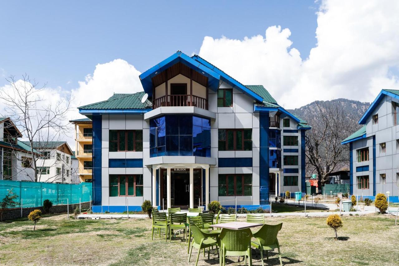 Pahalgam Retreat Hotel Ngoại thất bức ảnh