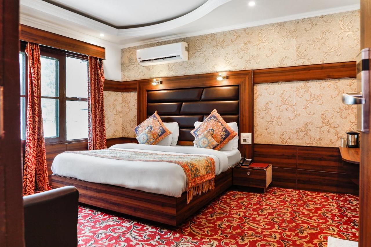 Pahalgam Retreat Hotel Ngoại thất bức ảnh